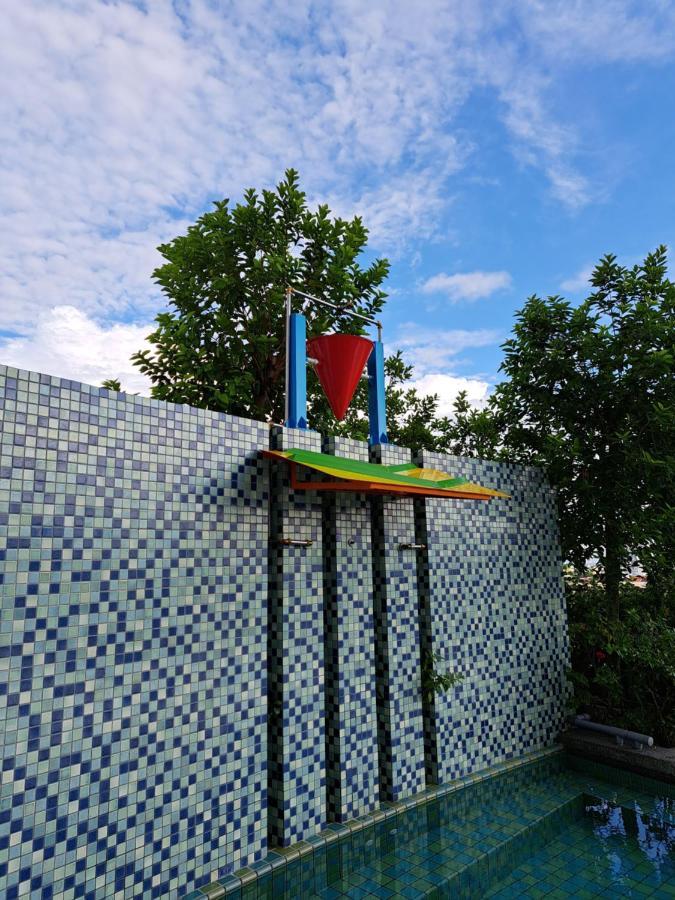 Woodsbury Suites Ikea House Butterworth Penang Esterno foto