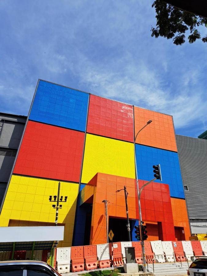 Woodsbury Suites Ikea House Butterworth Penang Esterno foto